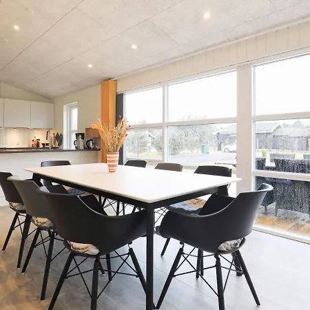 8 Person Holiday In Fjerritslev