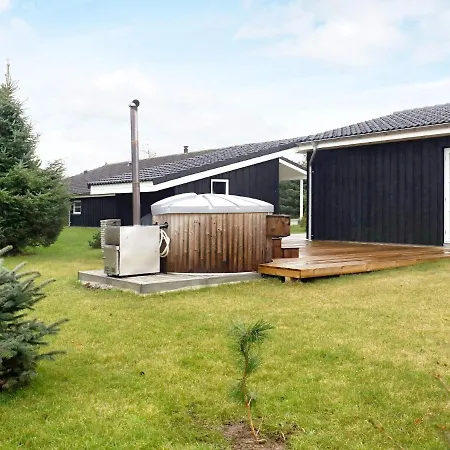 Holiday home 8 Person Holiday In
